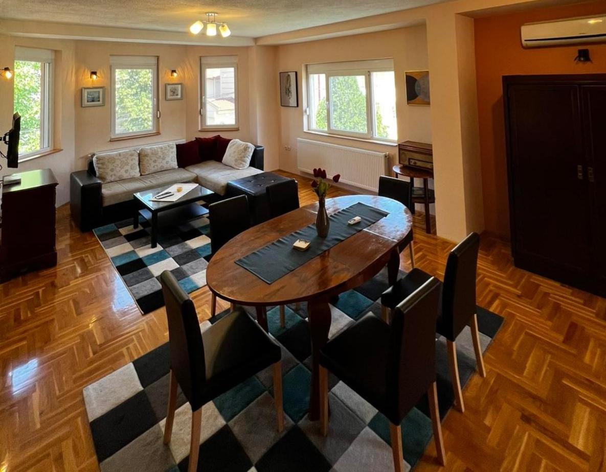 Charming Cozy Apartment Гевгелія Екстер'єр фото